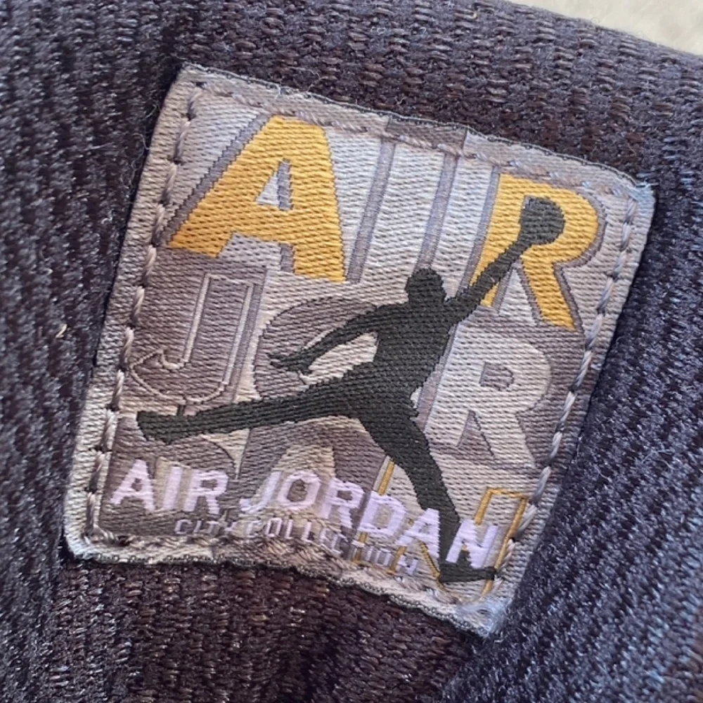 AIR JORDAN High Tops - Picture 13 of 15